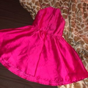 Fuchsia short backless dress